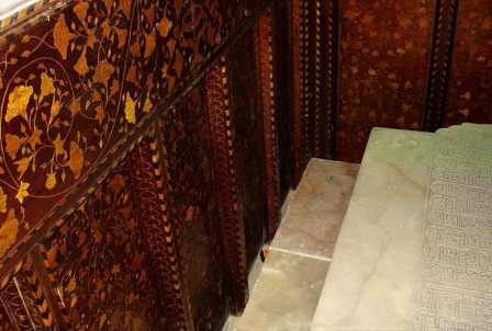 تصویر از تصویر سنگ قبر حضرت ابوالفضل عباس(ع) و نوشته روی سنگ قبر